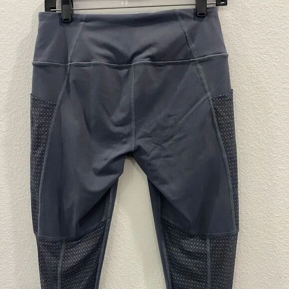 Victoria Sport Knockout Blue Gray Mesh Athletic Leggings Size M - Picture 9 of 13